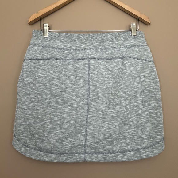 {Athleta} Techie Terry Skirt in Grey - Women's Medium - Picture 5 of 9